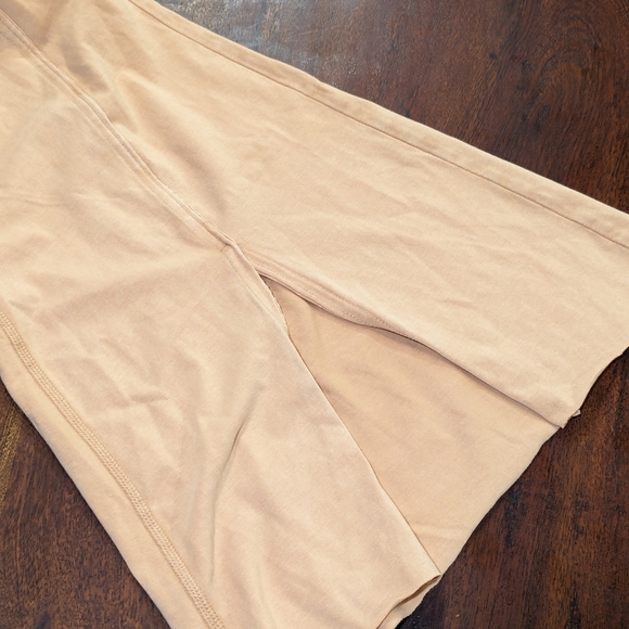 FP Movement Free People Hot Shot Kick Flare Leggings NEW without tags XS - Picture 7 of 7